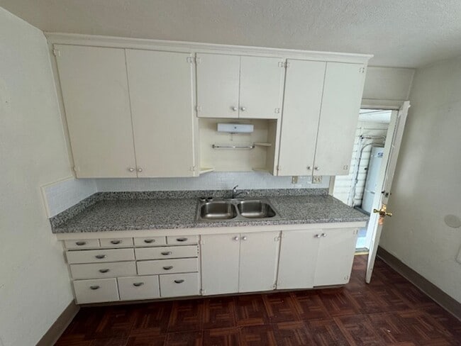 Photo - 4 bedroom House Near OSU Campus and Downtown