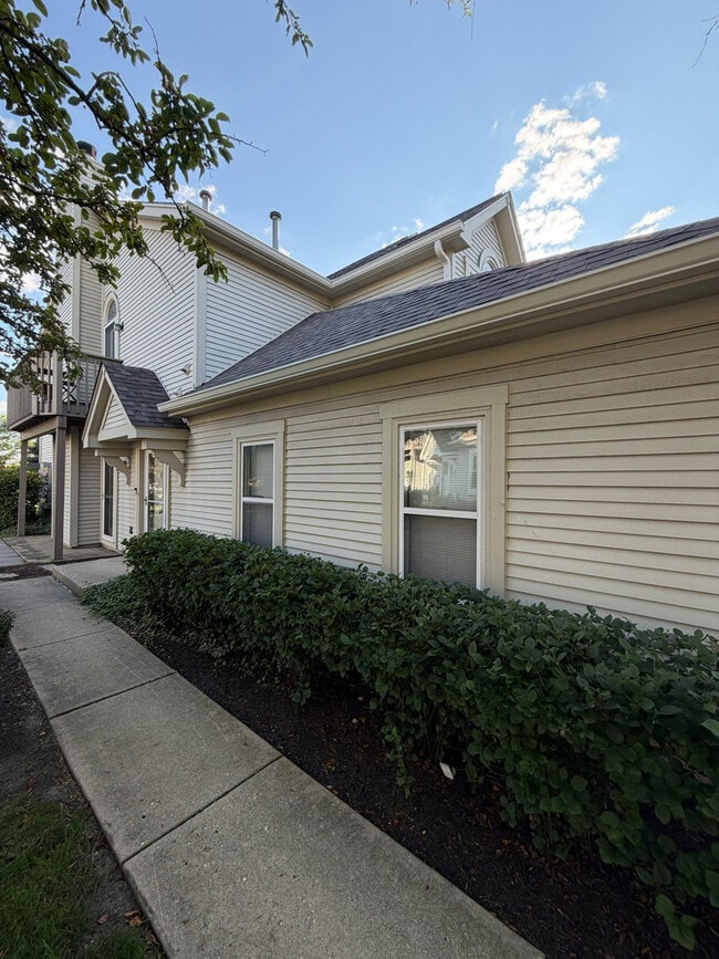 Photo - 1216 Tennyson Ln