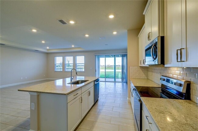 Photo - 17719 Gulf Rnch Pl