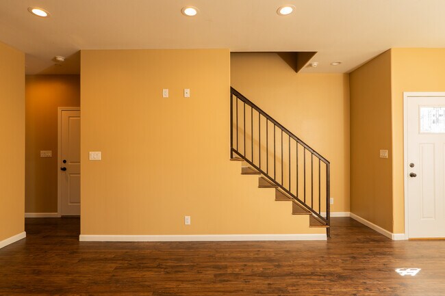 Sala de estar - 938 S Bernal Ave