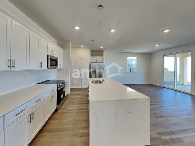 Photo - 10536 Lagaspi Dr