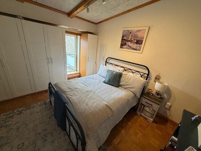 Photo - 20 Broadlawn Dr Unit 20B