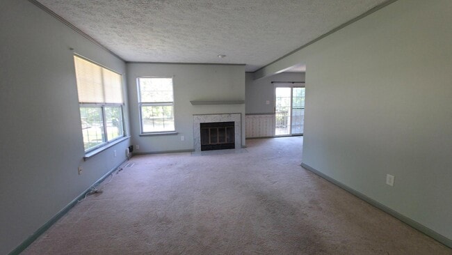 Photo - 2202 N Tollgate Cir