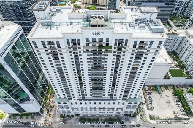 Building Photo - 999 SW 1st Ave Unit 2916 Rental