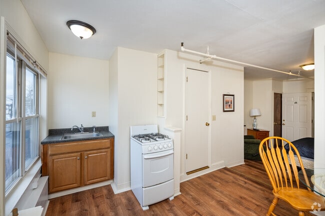 Studio - 300SF- Kitchen/Living Room