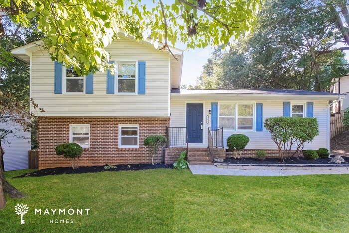Photo - 204 Chuckwood Dr House