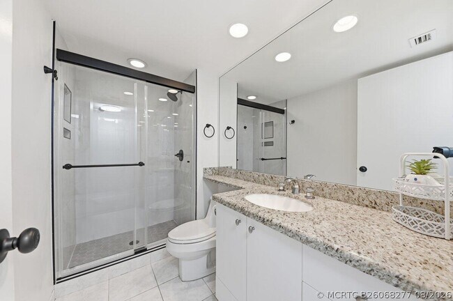 Photo - 5420 N Ocean Dr