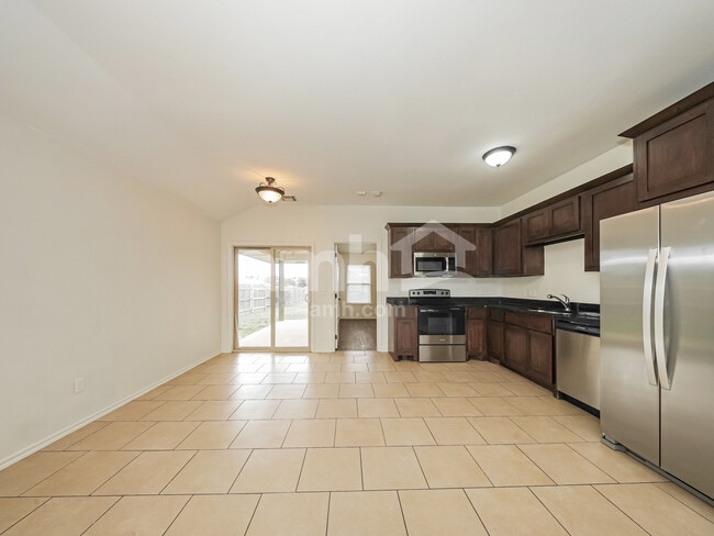 Photo - 1608 Ginger Ave