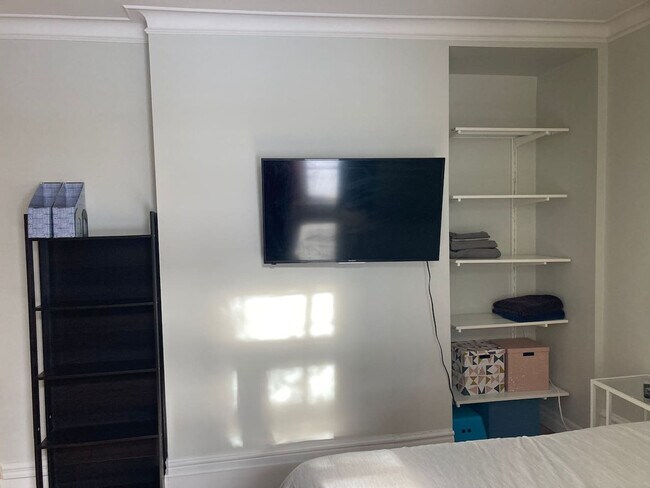 Photo - 4072 R. Drolet Unit ID1222990P