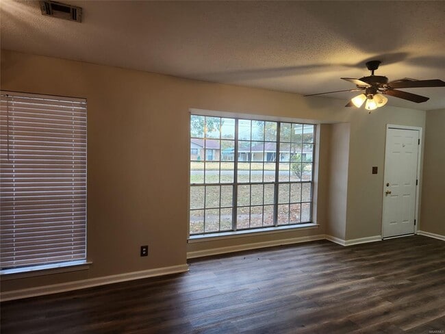 Photo - 278 Teri Ln