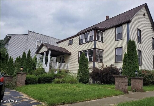Building Photo - 248 Pittsburgh Ave Unit 2 Rental