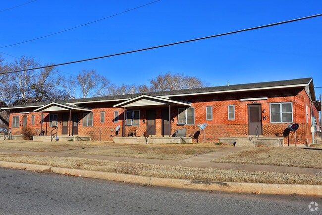 Photo - Will Rogers Courts Apartments
