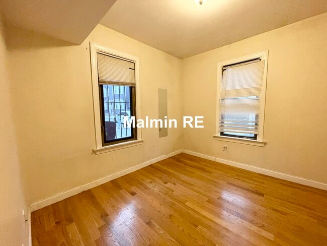 Photo - 1568 Tremont St Unit 1