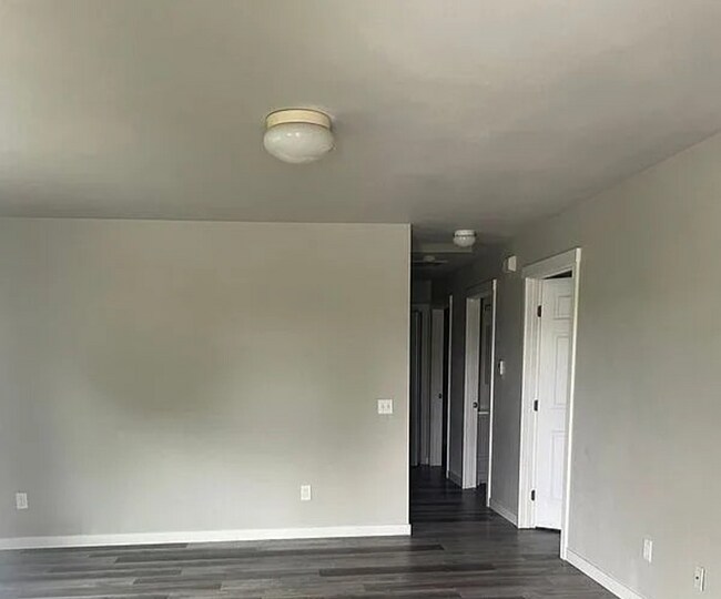 Photo - 702 E Street Unidad 101