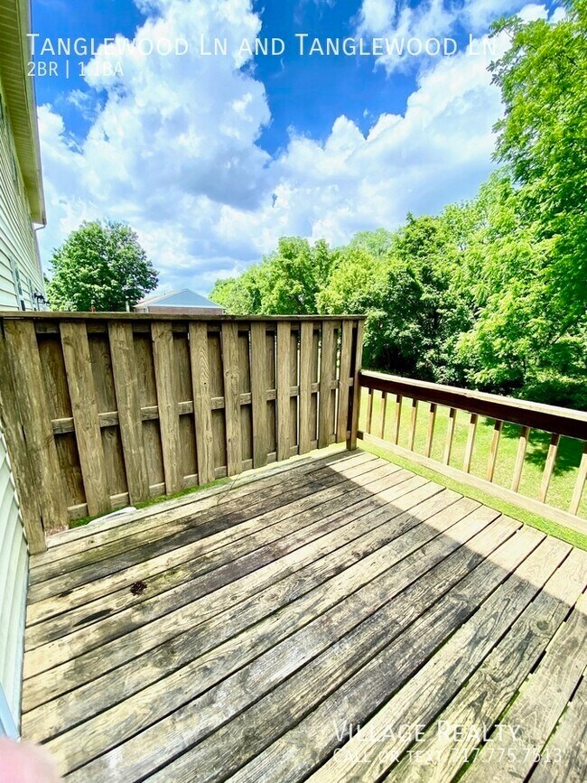 Photo - 442 Tanglewood Ln
