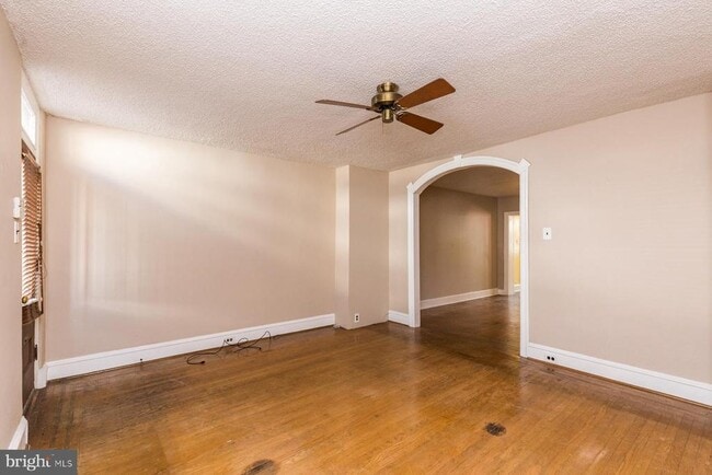 Building Photo - 161 Cotton St