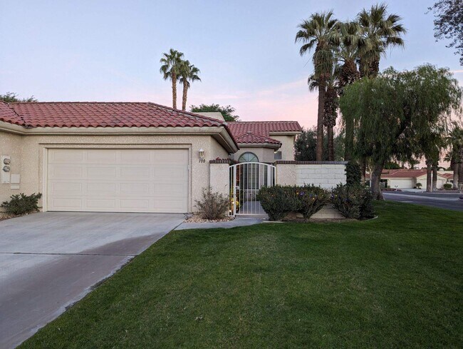 Building Photo - 100 Brandigo Cir Unit No Rental