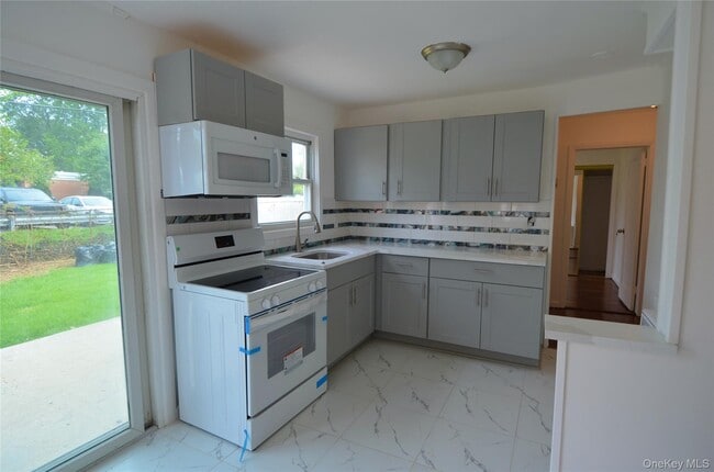 771 Maple Pl
