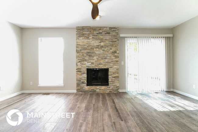 Photo - 1102 Swan Lake Rd