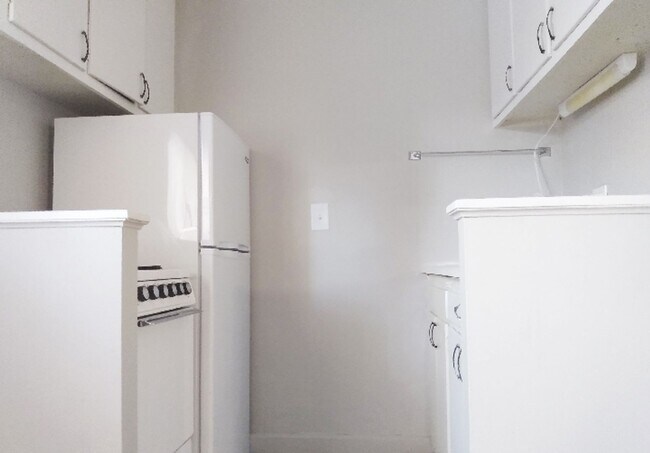 Photo - 249 Senator Pl Unidad 249-11