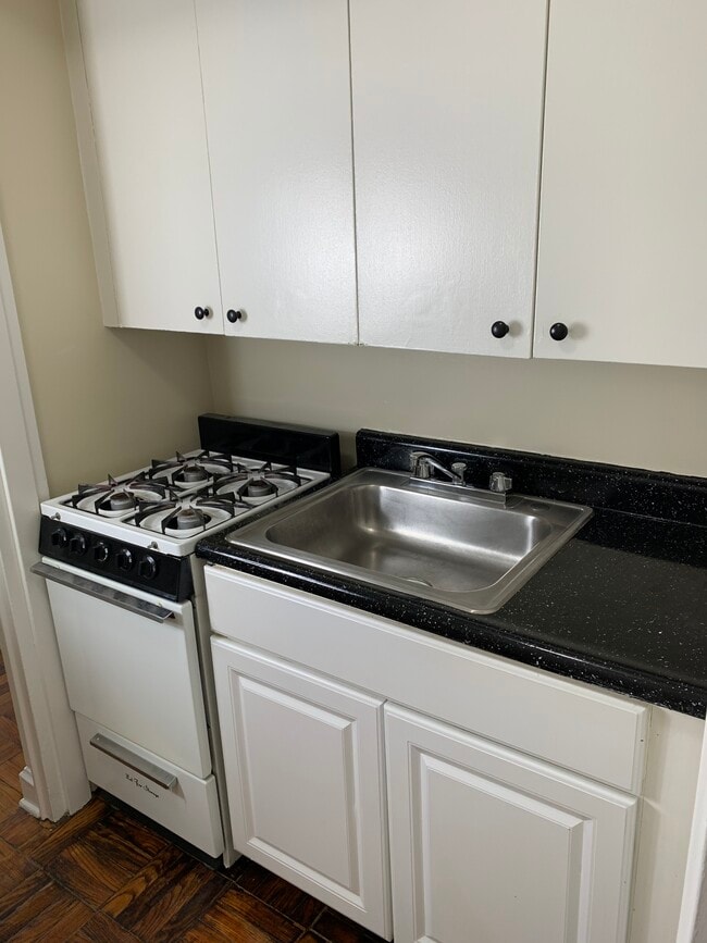 Photo - New Hampshire & First Apartments