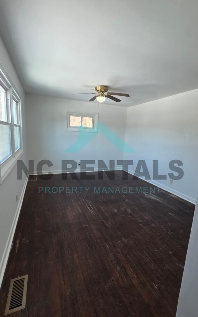 Photo - 2017 Todd St