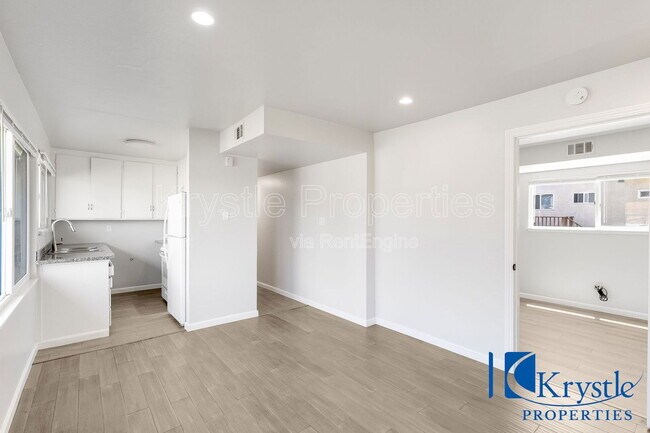 Photo - 2009 Florida St