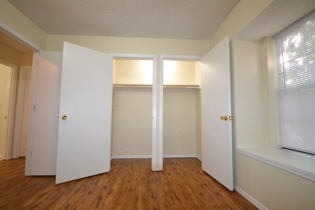 Photo - Buffalo Apartments (Bison Terrace) Unit 202