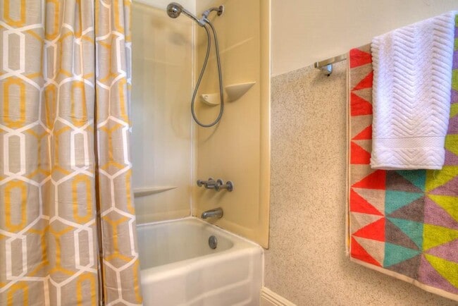 Photo - 3011 Whitis Ave Unit 106