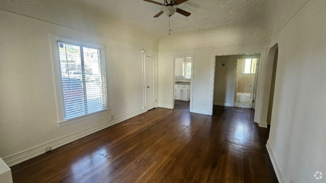 Building Photo - 3707 Monon St Rental