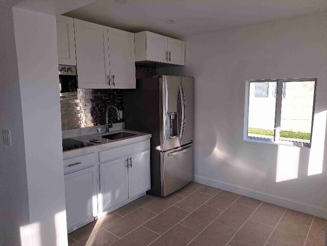 Photo - 21900 Cutler Bay