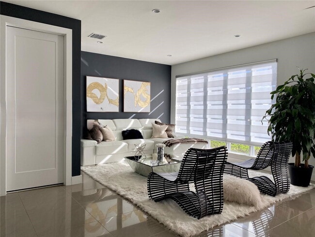 Photo - 6328 NW 105th Pl