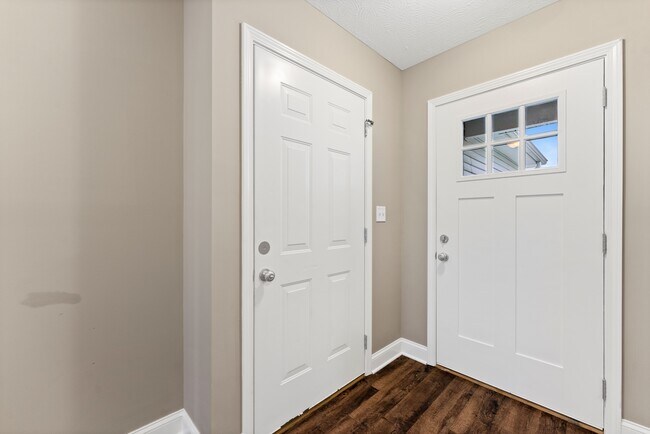 Photo - Walnut Valley Apartments