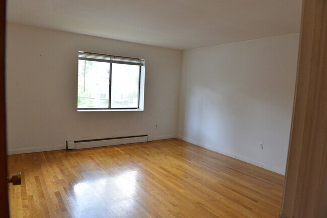 dormitorio grande - 9 Ryder St Unidad 9