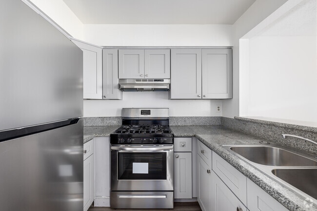 2 habitaciones, 1 baño - 750 pies cuadrados - Cocina