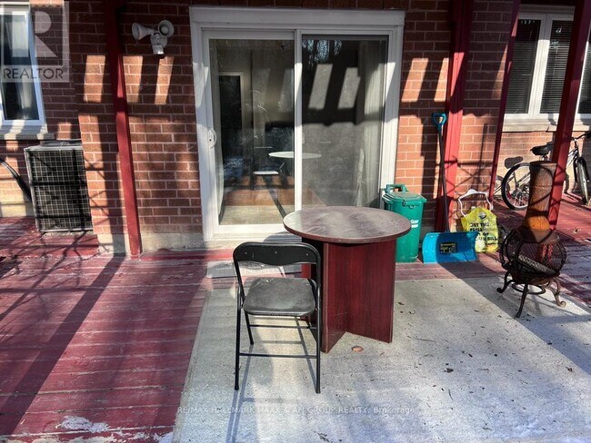 Photo - 625 Carrville Rd