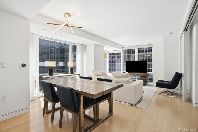 Building Photo - 135 W 52nd St Unit 16E