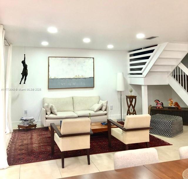 Photo - 10035 NW 43rd Ter (Doral, FL)