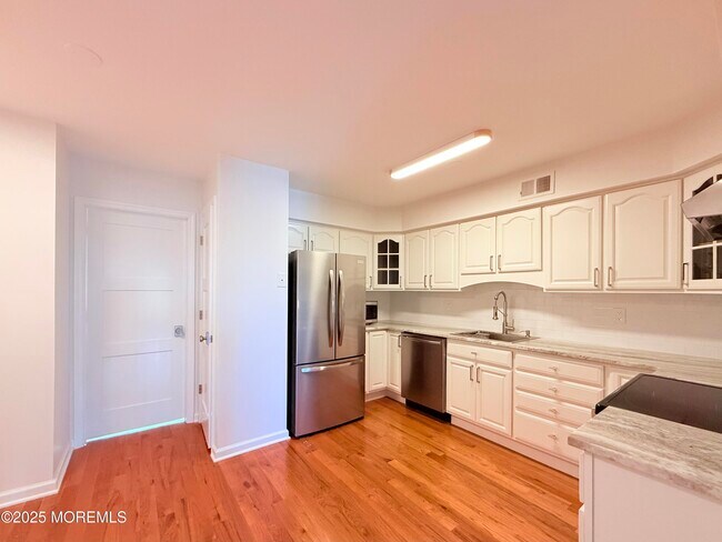 Photo - 25 Meadow Ave Unit 64