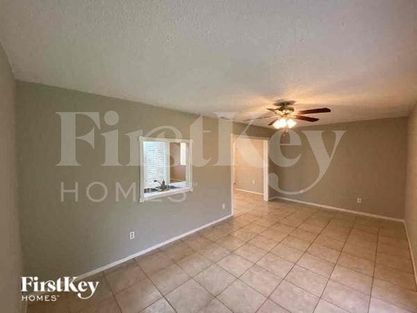 Photo - 798 Chevy Chase St NW