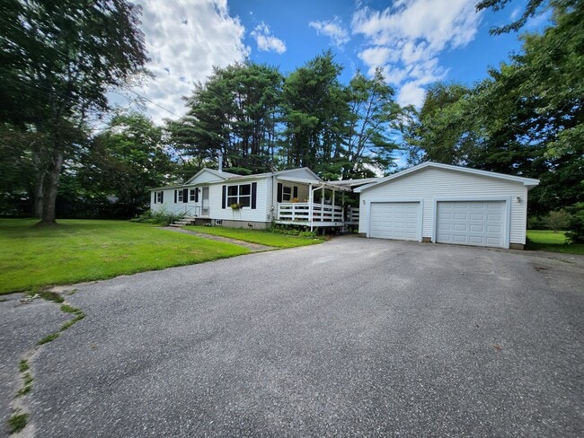 Photo - 158 McKeen St