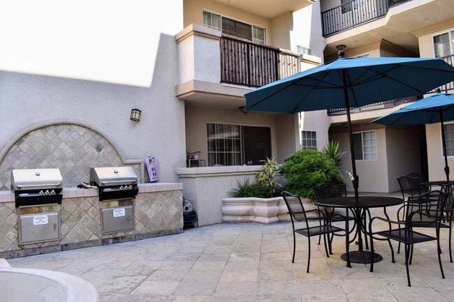 Regency at Sherman Oaks