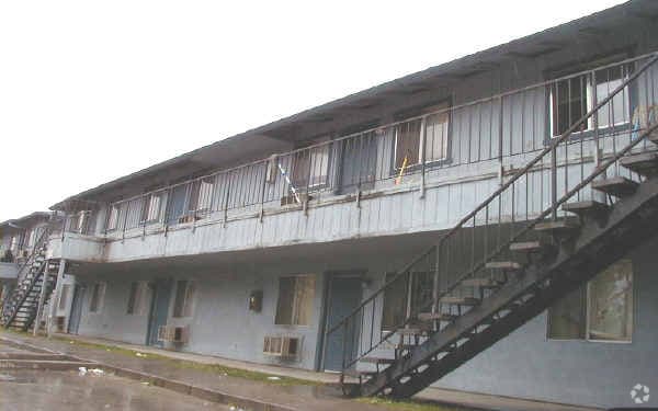 3243 Farmington - 3243 Farmington