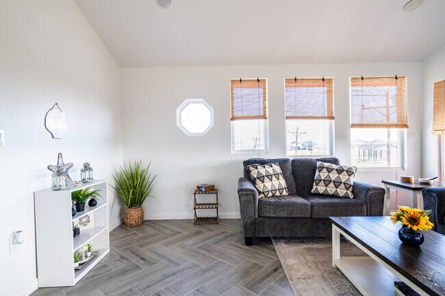 Photo - 920 17th St Unit SI ID1494898P