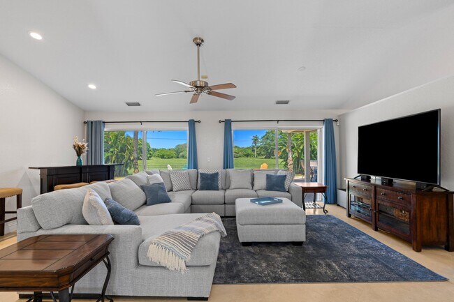 Photo - 7598 Fairway Trail