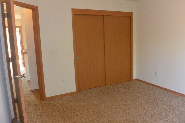 Photo - 4825 Northeast 124th Ct.