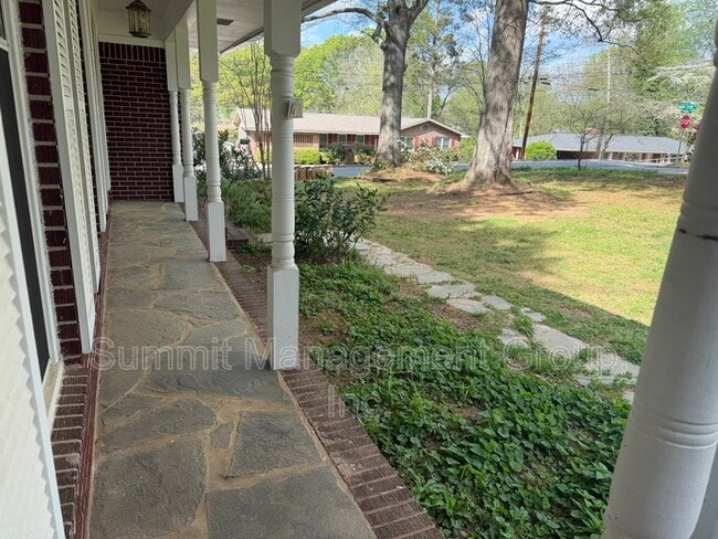 Photo - 200 Indian Creek Dr