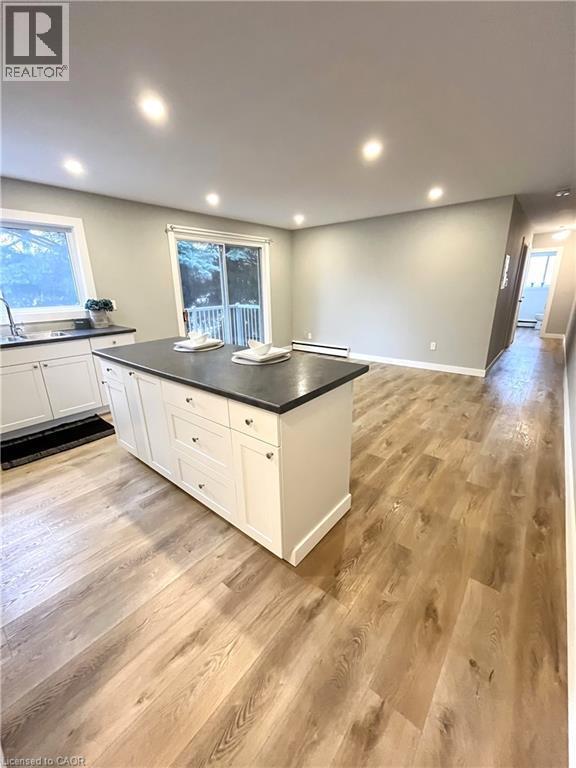 Photo - 371 Margaret Ave Unité 5