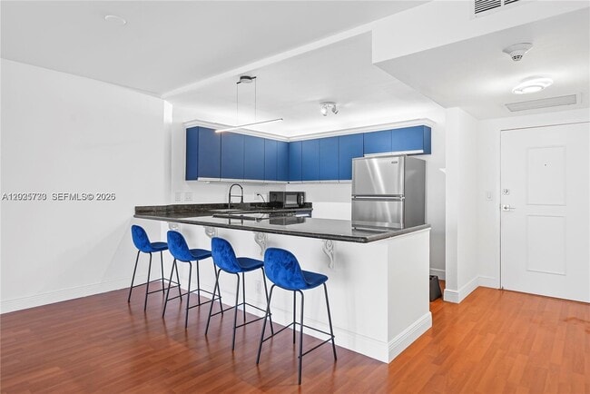 Photo - 2500 Parkview Dr Unit 1503