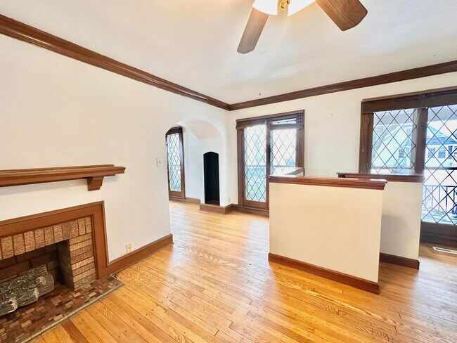 Photo - 7705 W Rogers St